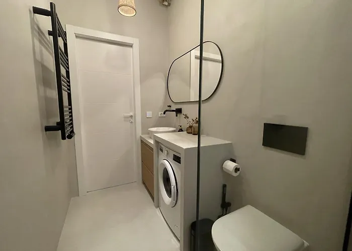 Luxury Designer In The Historical Center Apartament La Spezia